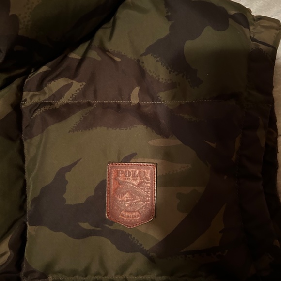 Polo Ralph Lauren Camo Vest - Picture 3 of 6